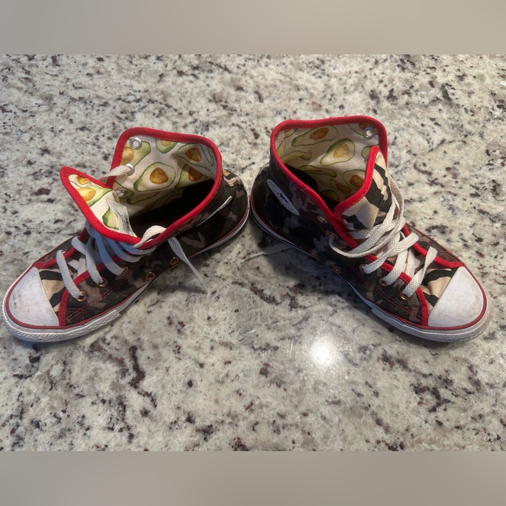 Custom Converse - Picture 2 of 2